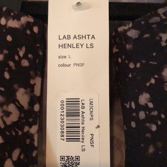 Lululemon lab Ashta Henley Shirt - Picture 4 of 6